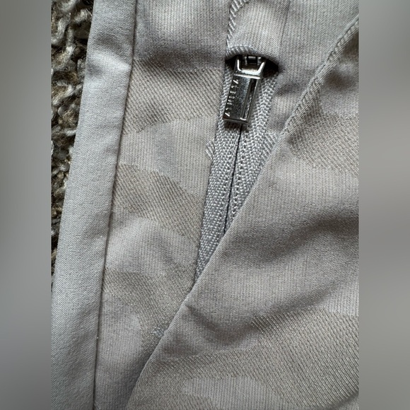 Athleta Brooklyn Textured Jogger Camo - Picture 8 of 14